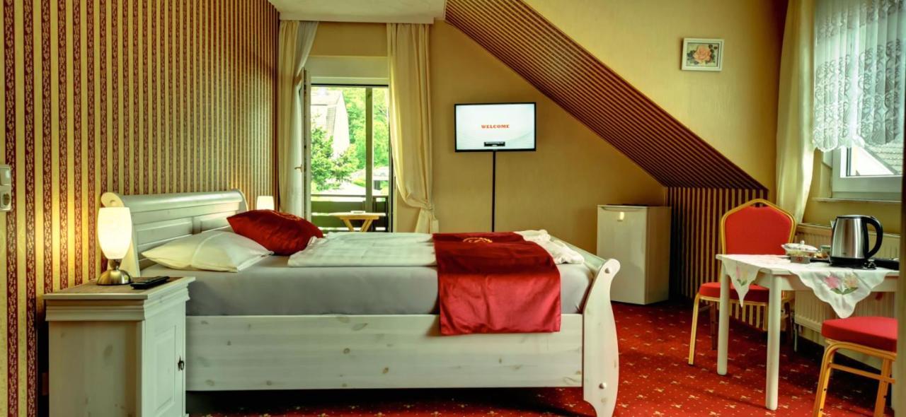 Pension Ramona - Hotel Garni Bad Soden-Salmünster エクステリア 写真