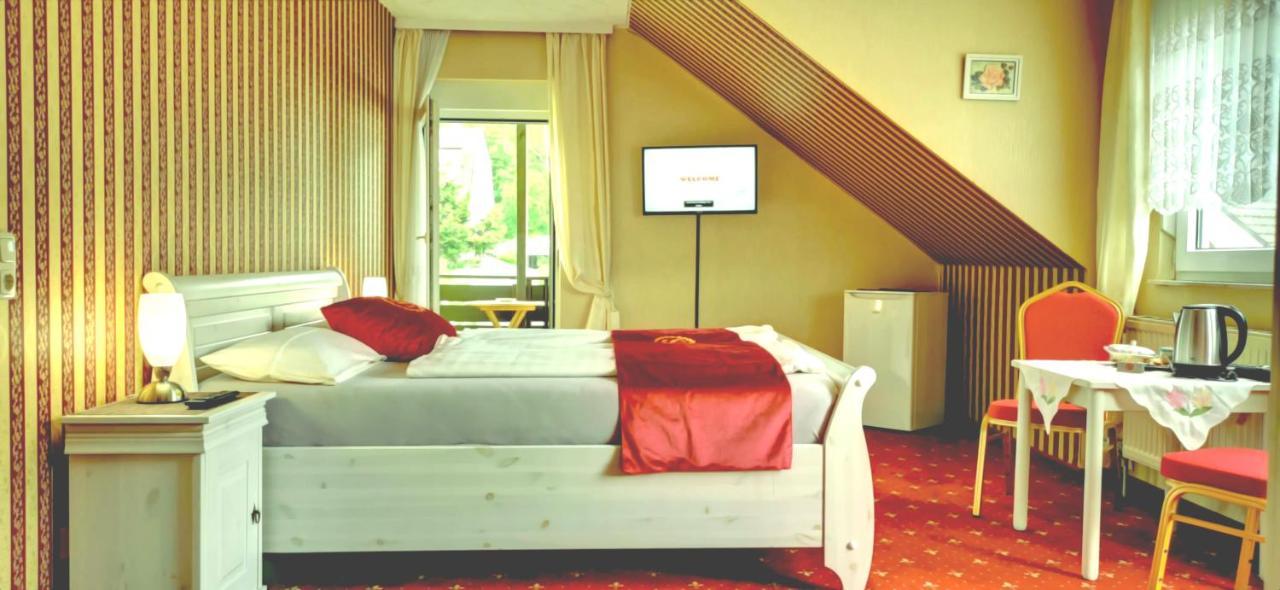 Pension Ramona - Hotel Garni Bad Soden-Salmünster エクステリア 写真