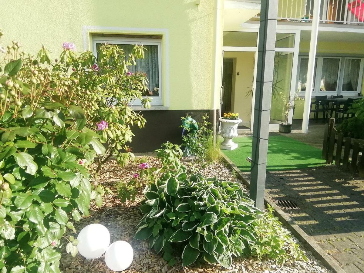 Pension Ramona - Hotel Garni Bad Soden-Salmünster エクステリア 写真